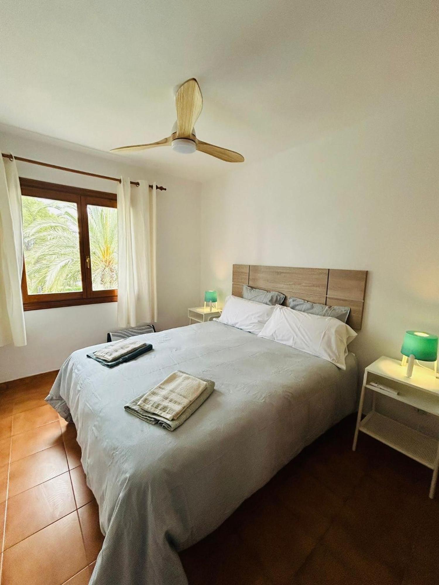 Muntanya la Sella Apartamento Buganvilla Pool מראה חיצוני תמונה